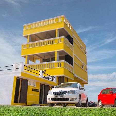 Pranaav Beach Resort Puducherry Buitenkant foto